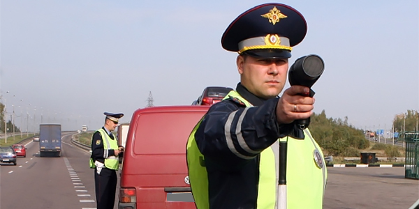 ГИБДД запретила ручные радары в нескольких регионах России