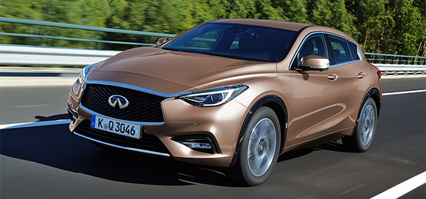 Infiniti начнет российские продажи хэтчбека Q30 в сентябре