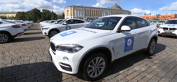 Подаренный призеру Олимпиады BMW Х6 продали в интернете