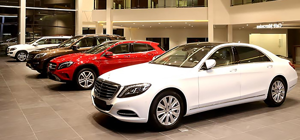 Продажи премиальных автомобилей в Москве упали на 5 процентов