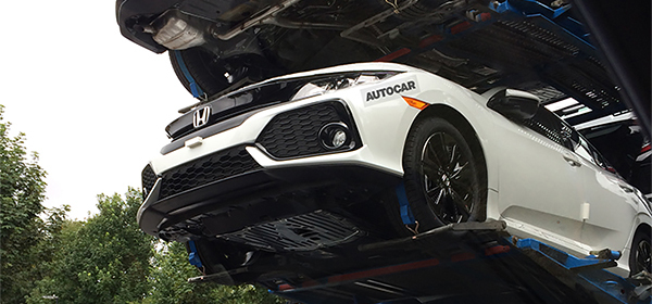 Хэтчбек Honda Civic заметили без камуфляжа