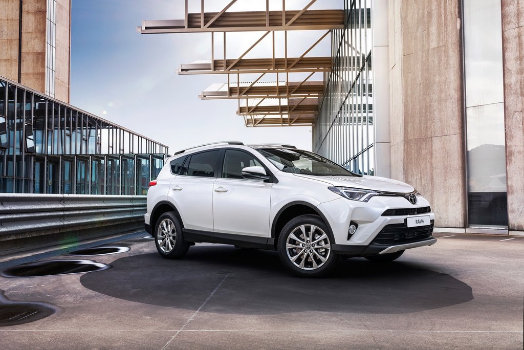 Российские продажи SUV марки Toyota выросли на 5,5 процента
