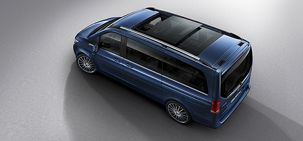 Mercedes-Benz назвал цены на самый дорогой минивэн