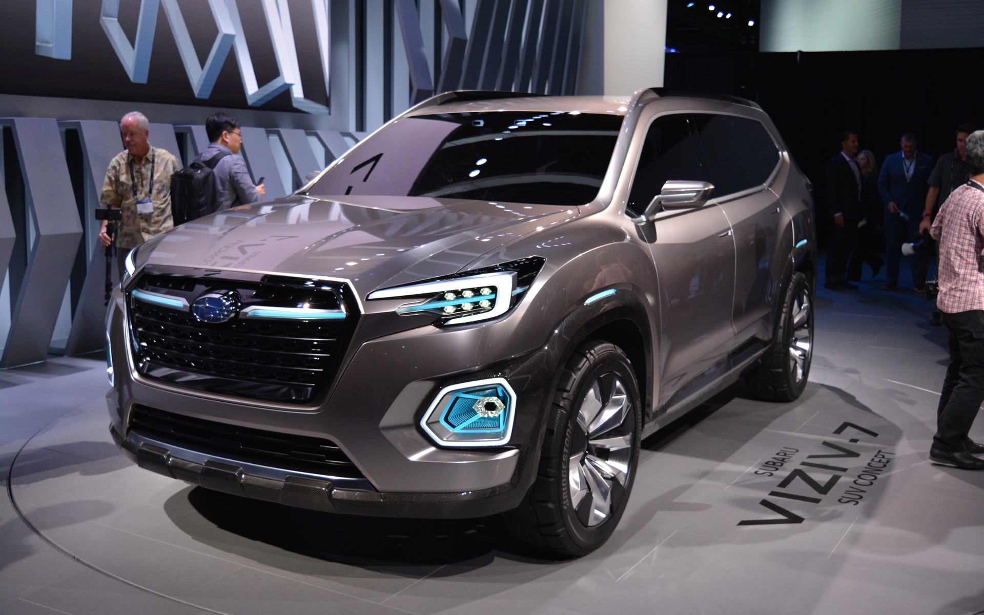 Subaru представила в Лос-Анджелесе прототип новой Tribeca