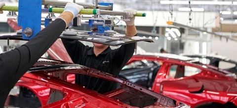 Выпуск легковых машин увеличился на 20 процентов